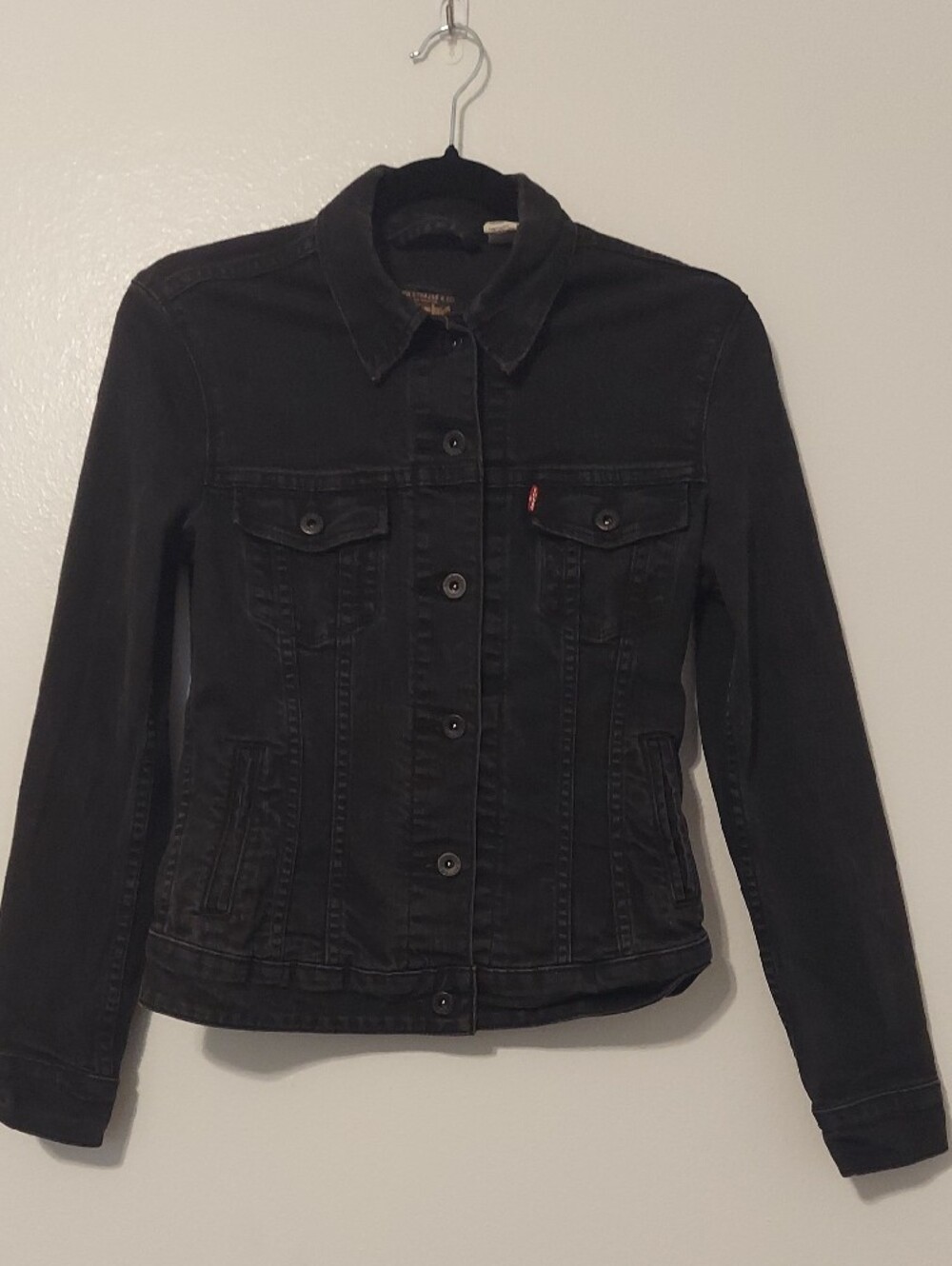 Levi's Women's Natural Faded Black/Charcoal Cropped Denim Trucker Jacket Size XS